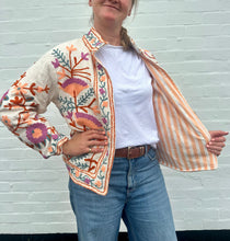 Load image into Gallery viewer, SUZANI JACKET - Cream/ CORAL stripe lining