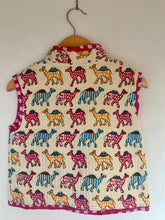 Load image into Gallery viewer, CAMEL PARADE Quilted Gilet - PINK