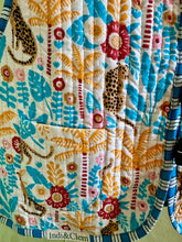 Load image into Gallery viewer, LEOPARD JUNGLE gilet (BLUE)