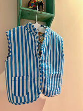 Load image into Gallery viewer, LEOPARD JUNGLE gilet (BLUE)