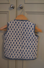 Load image into Gallery viewer, Dinky Leaf Reversible Gilet