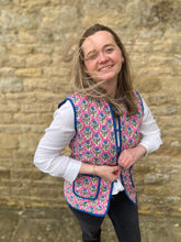 Load image into Gallery viewer, Tashi Quilted Reversible Gilet
