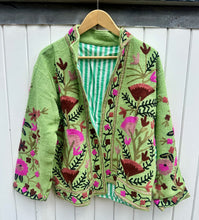 Load image into Gallery viewer, SUZANI JACKET - Green
