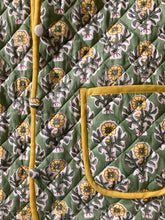 Load image into Gallery viewer, Tashi Quilted Reversible Gilet
